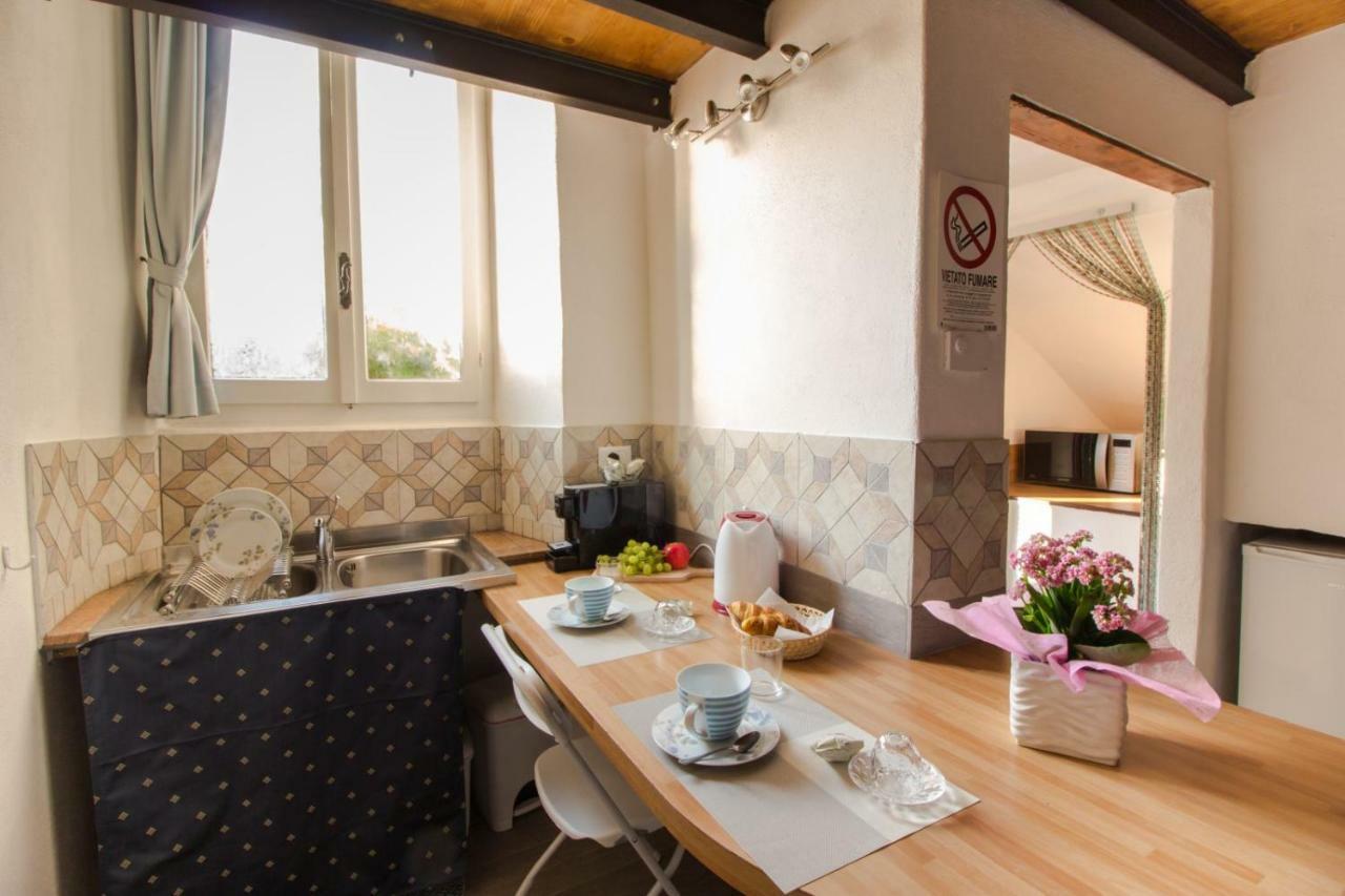 Mansarde&Suite Maison 1706 Lago Orta Borgomanero Extérieur photo