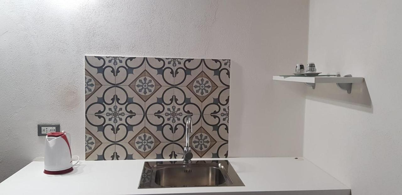 Mansarde&Suite Maison 1706 Lago Orta Borgomanero Extérieur photo