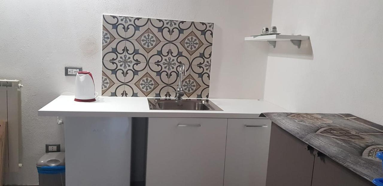 Mansarde&Suite Maison 1706 Lago Orta Borgomanero Extérieur photo