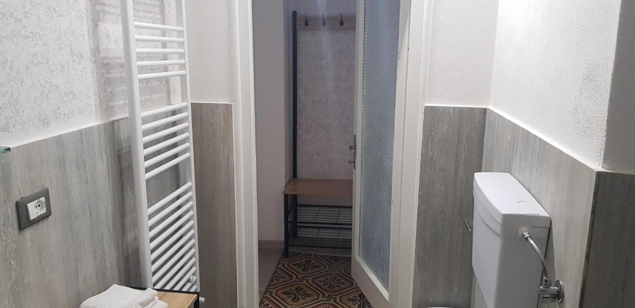 Mansarde&Suite Maison 1706 Lago Orta Borgomanero Extérieur photo
