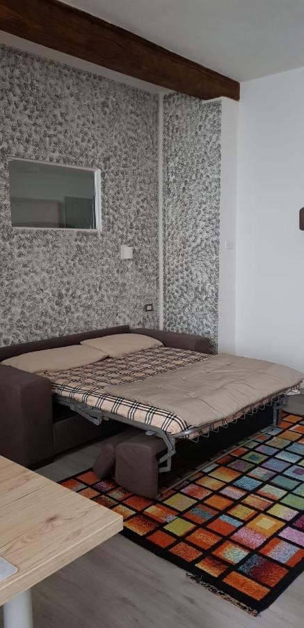 Mansarde&Suite Maison 1706 Lago Orta Borgomanero Extérieur photo