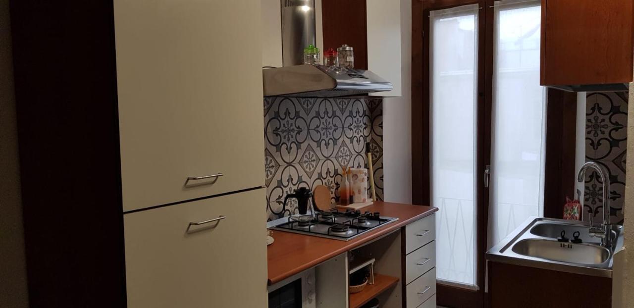 Mansarde&Suite Maison 1706 Lago Orta Borgomanero Extérieur photo